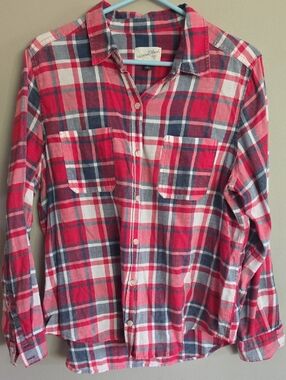 Universal Thread Red and Navy Plaid Shirt